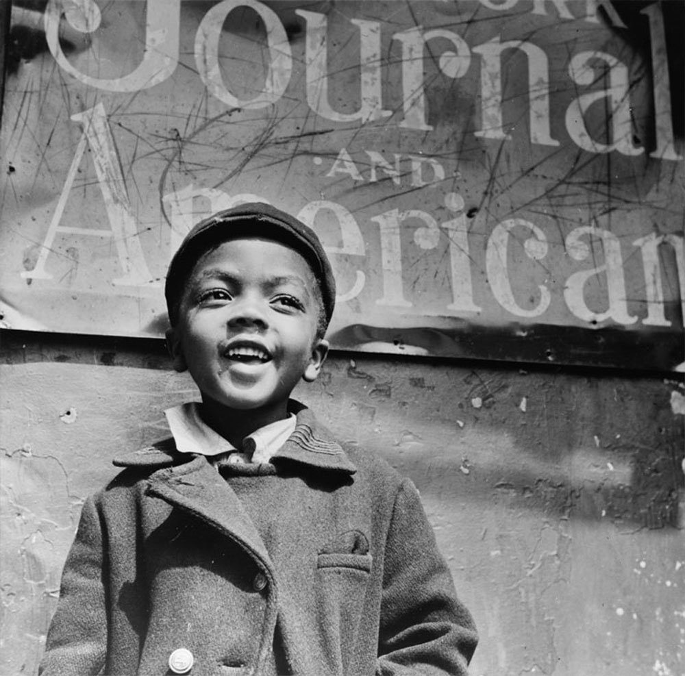 Gordon Parks, Harlem newsboy