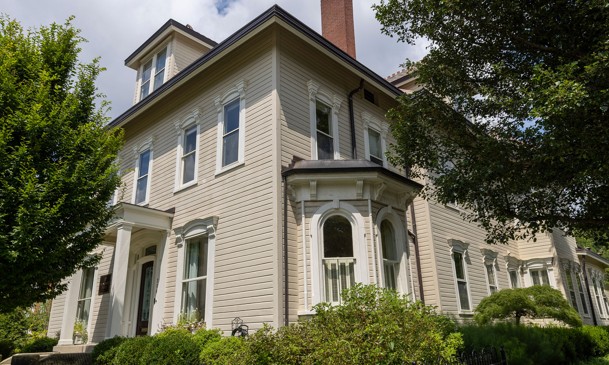 Monomoy Place