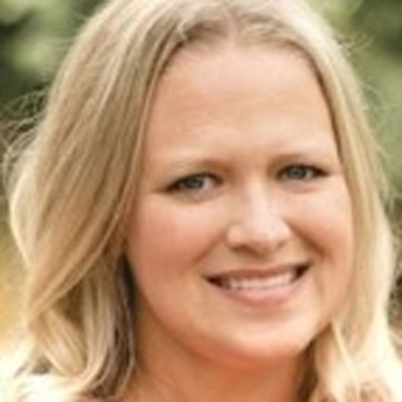 Leslie  Hoover