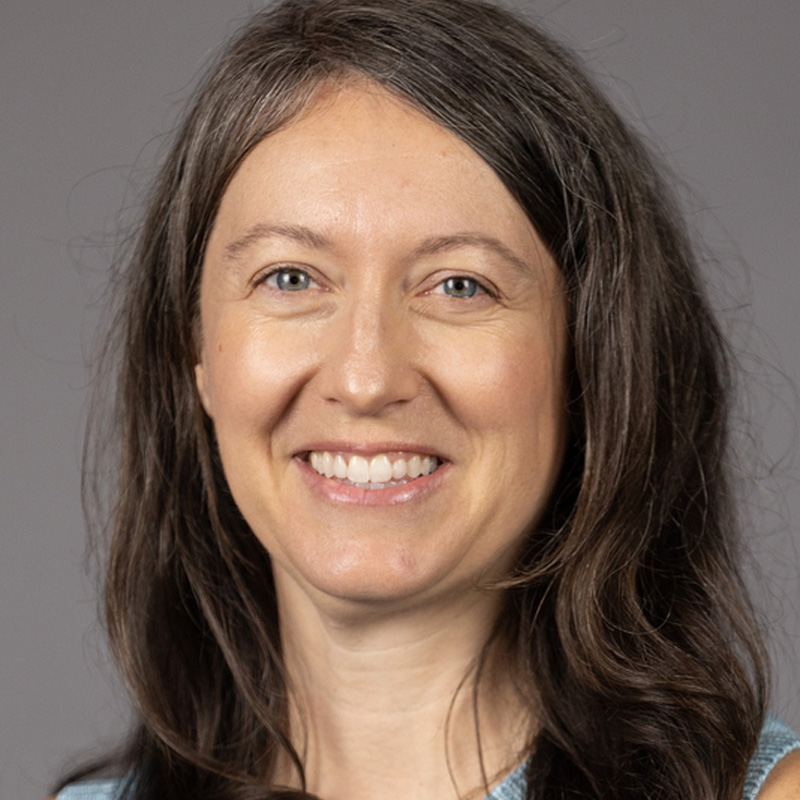 Photo of Laura Robinson