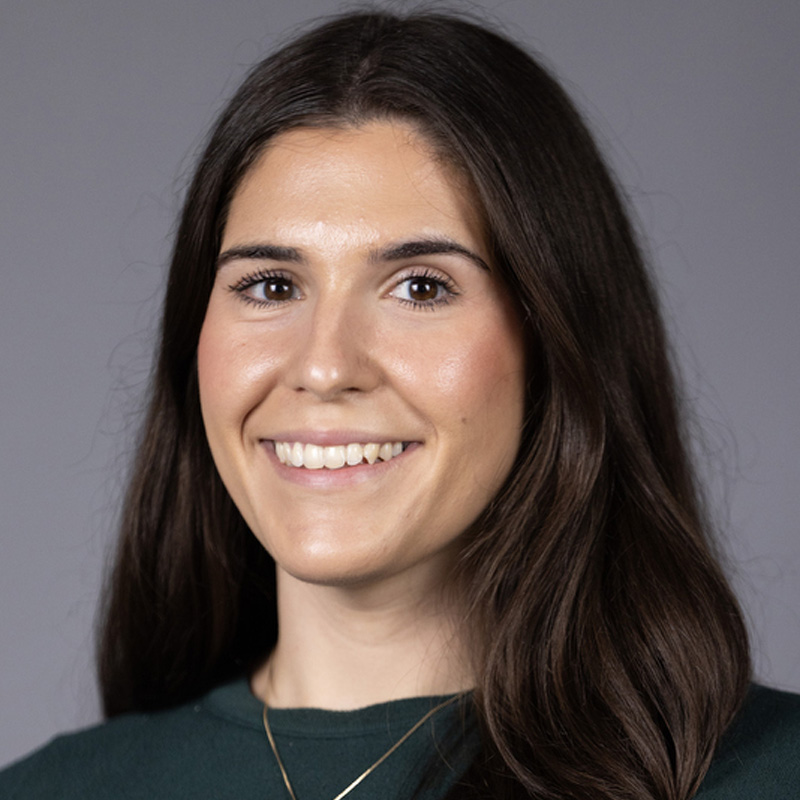Photo of Lauren Secaras