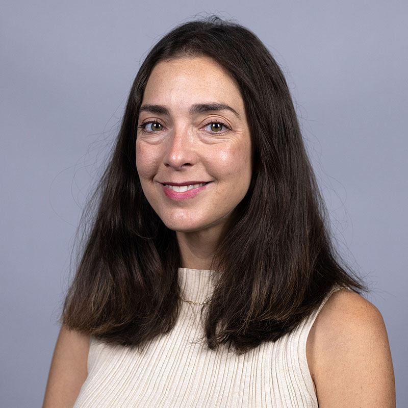 Jennifer  Leonard ’09