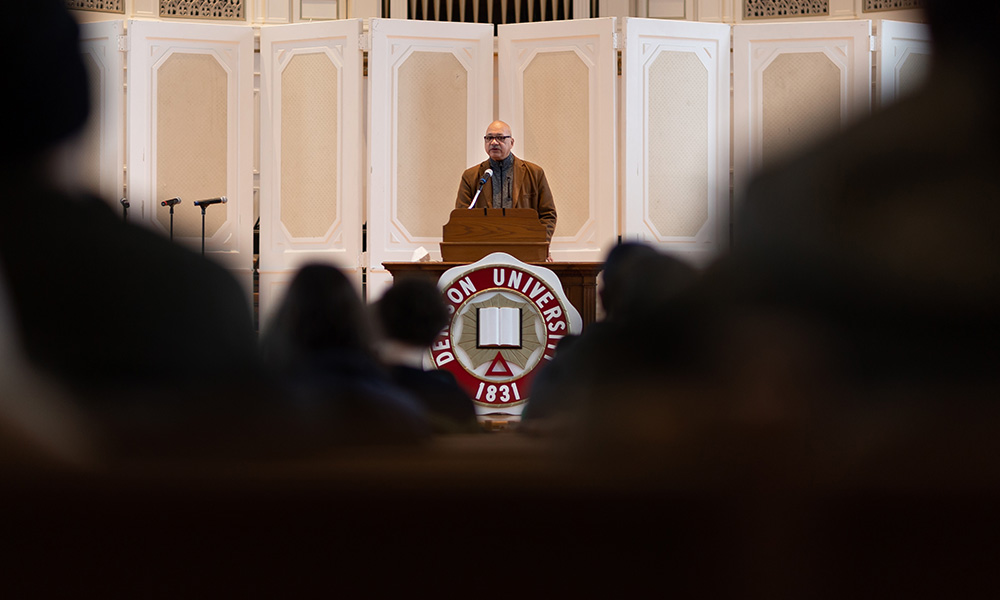 Dr. Anderson delivers his keynote address, “Between King’s Arch of Justice and the World House: How Shall We Then Live?,” at Swasey Chapel. “We can no longer leave that to a prior generation …. It is now handed down to us. It is in our hands, the power to affect social change through deep Socratic questioning and — guess what else — imagination.”