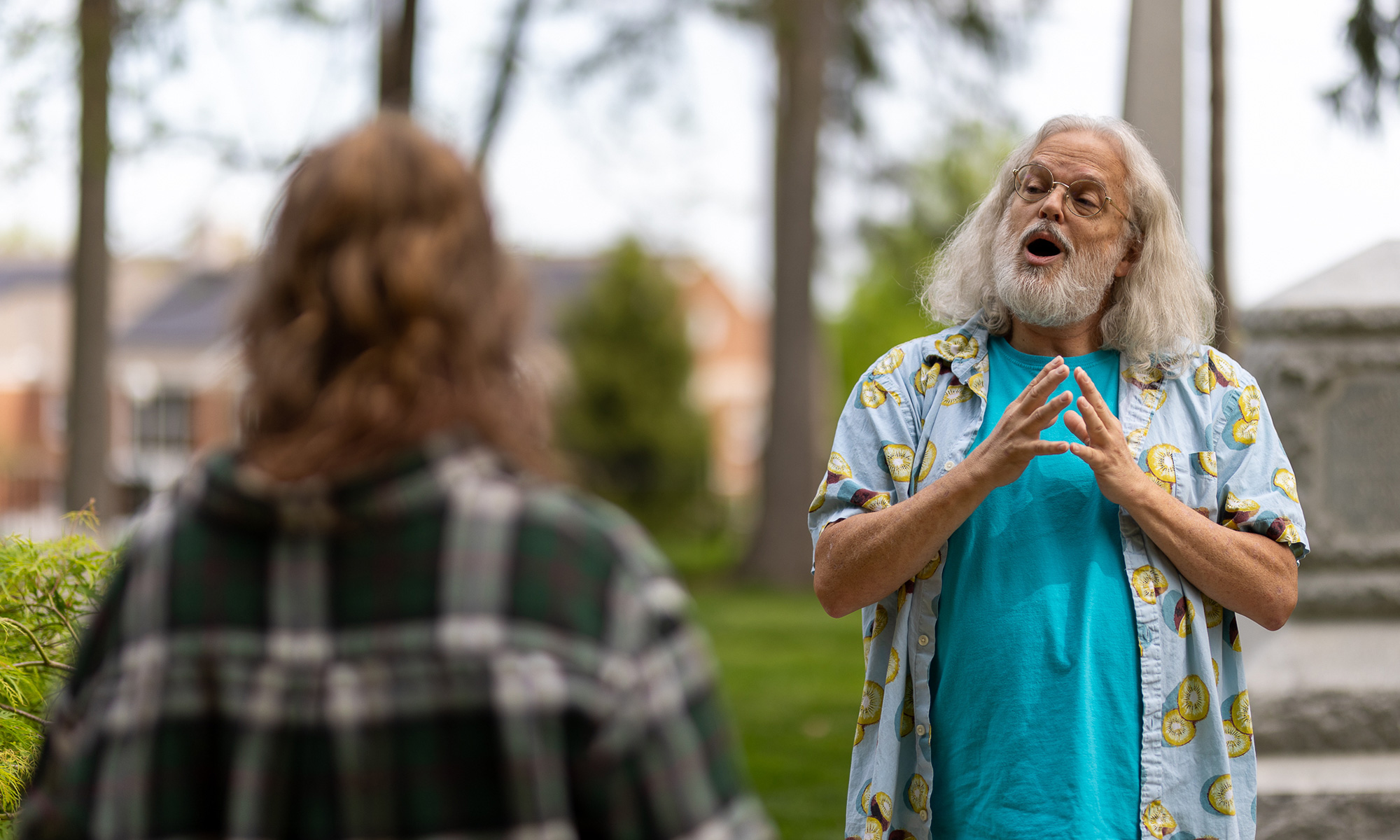 Fred Porcheddu-Engel talking to Caro Elliott