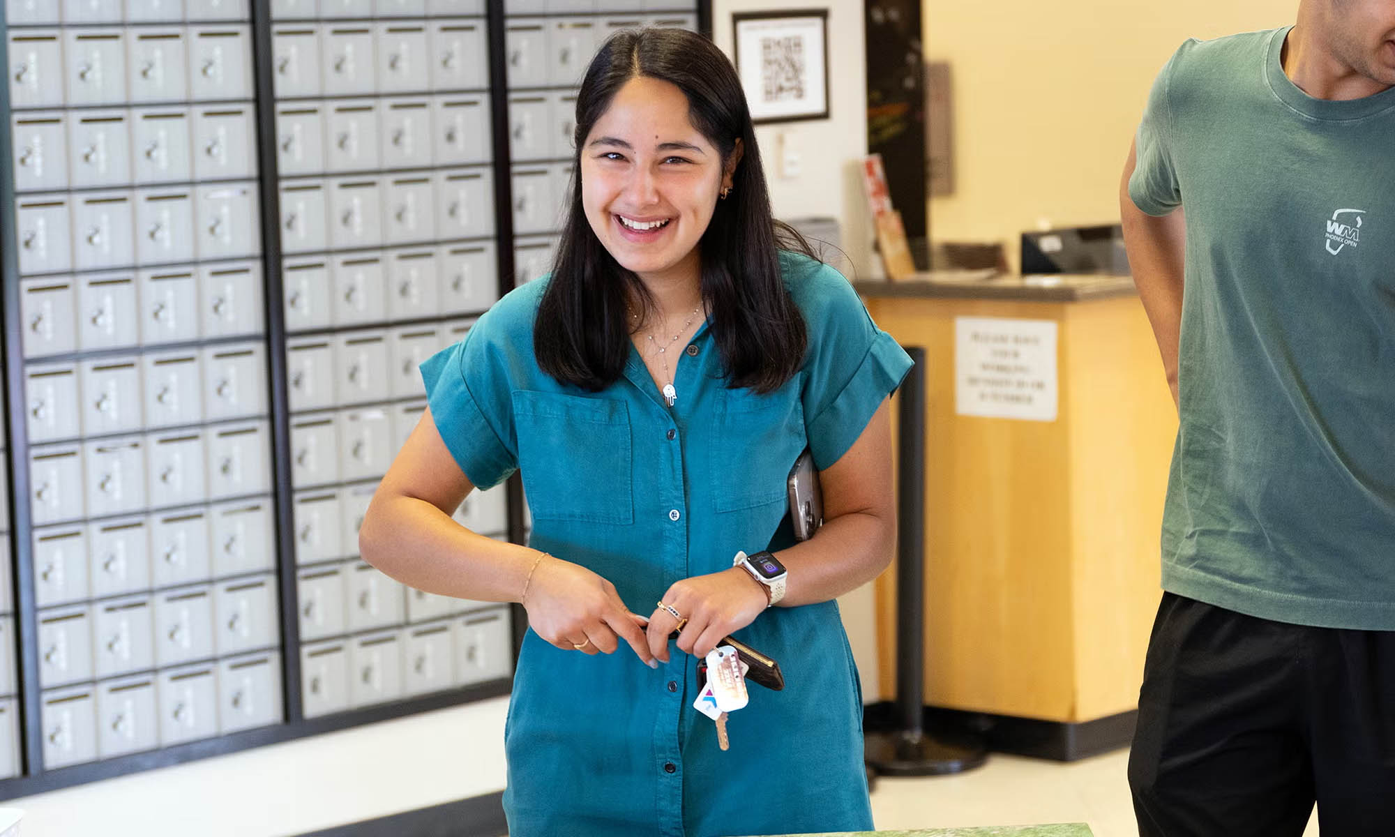 A student with at the photo table.