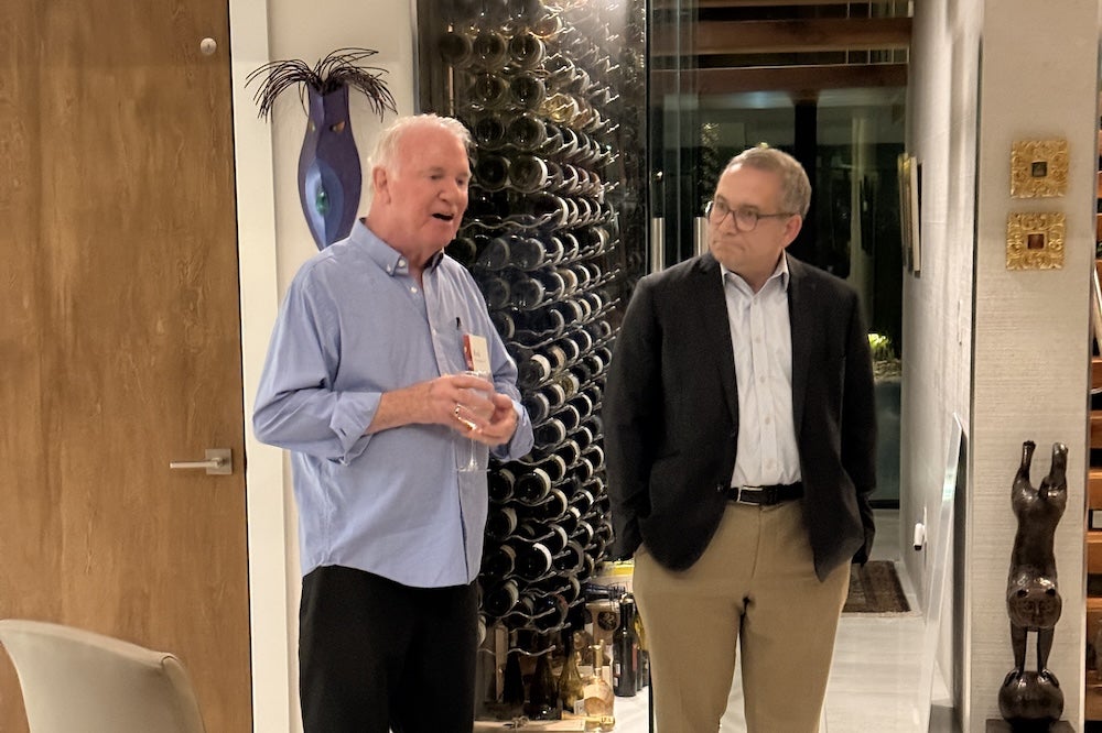 Rick Fenstermacher ʼ73 talks with President Weinberg