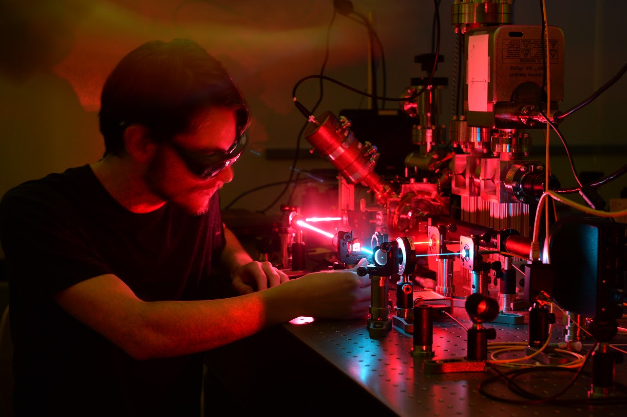 A Summer Scholar student works to develop technology to capture atoms