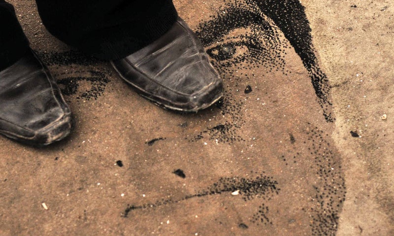 UnCommon Ground - Behind the Revolution