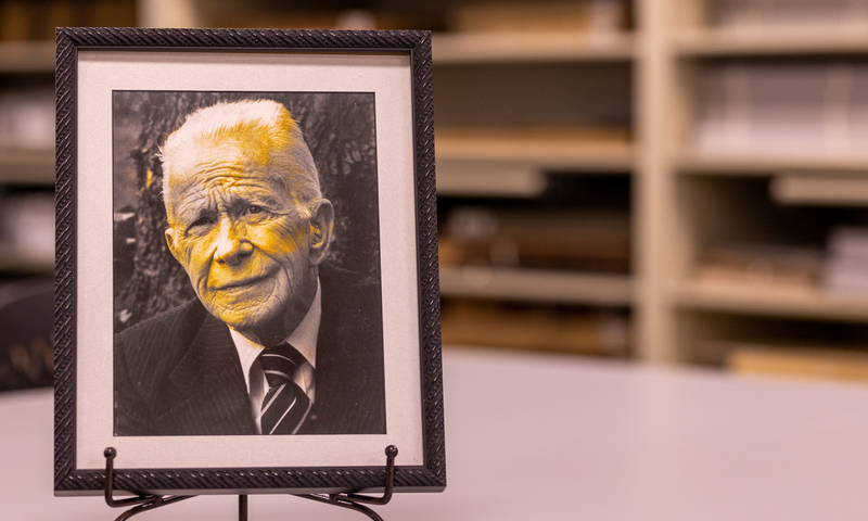 Hal Holbrook kept framed photos of his beloved professor Edward A. Wright in his Beverly Hills home.