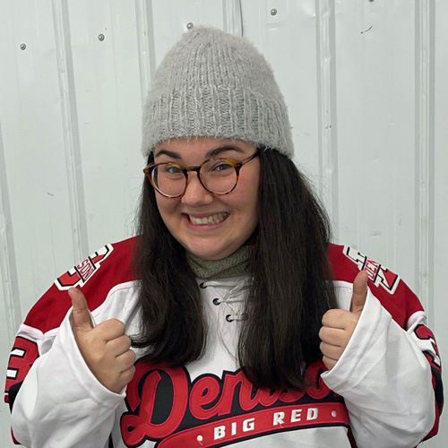 Jill Reiner ’22 has landed a job with the Toronto Maple Leafs.