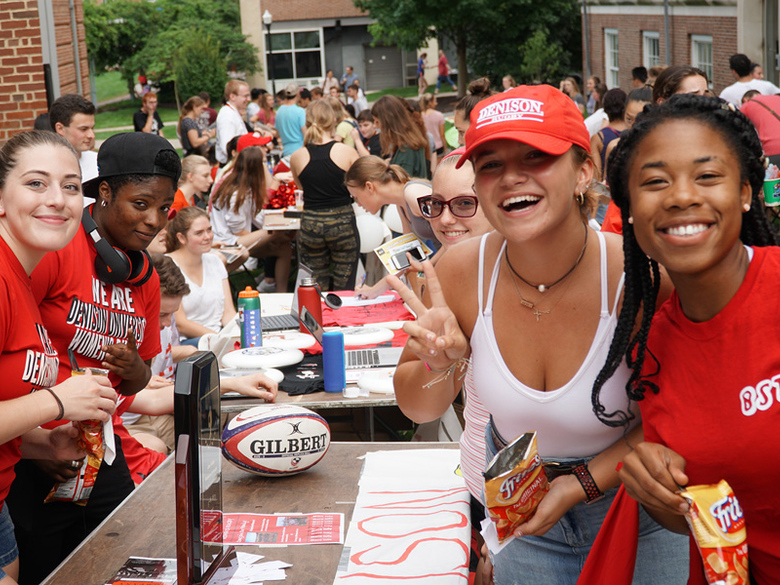 Students at the involvement fair