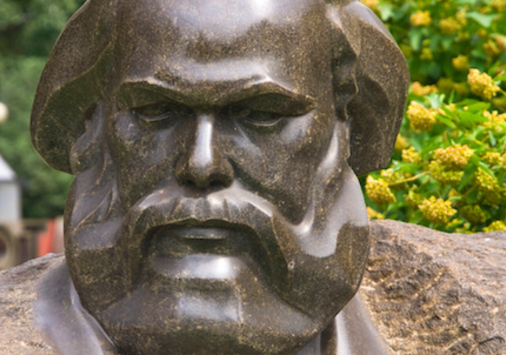 Marxstatue