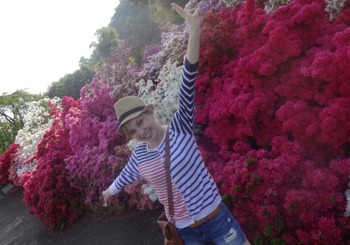Karen Maruyama in japan floral backround