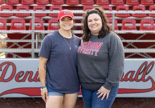Annabelle Calderon and her mother, Crystal Horton. 