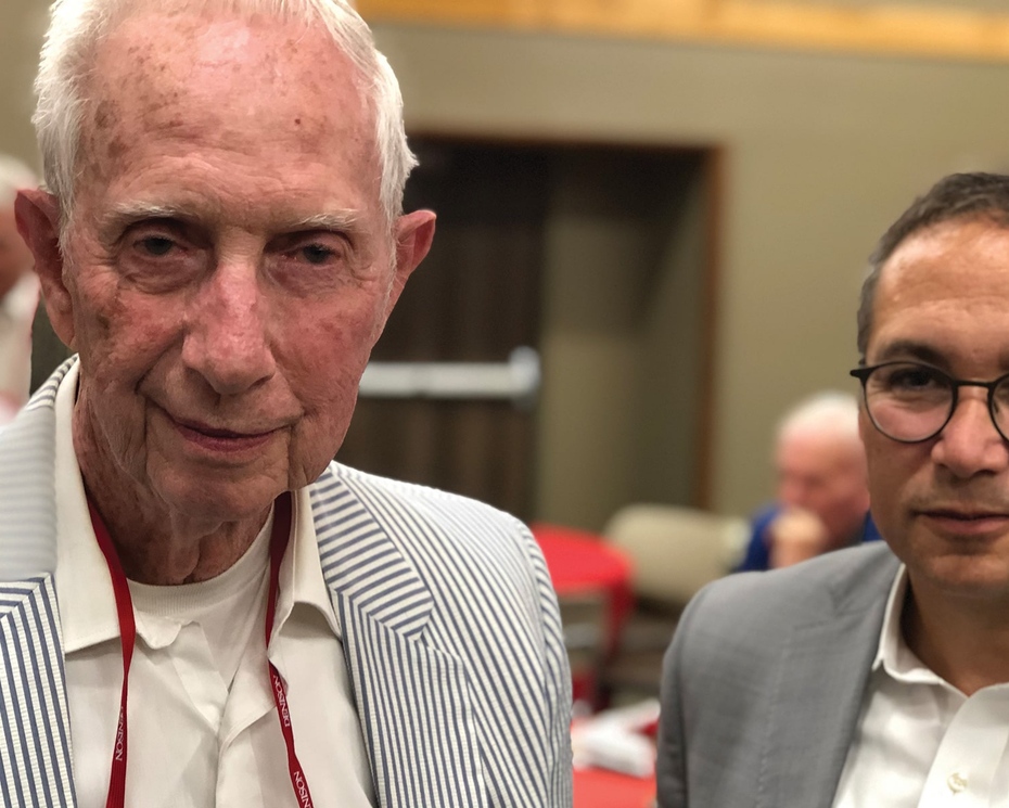 Ed McNew '54 and President Adam Weinberg