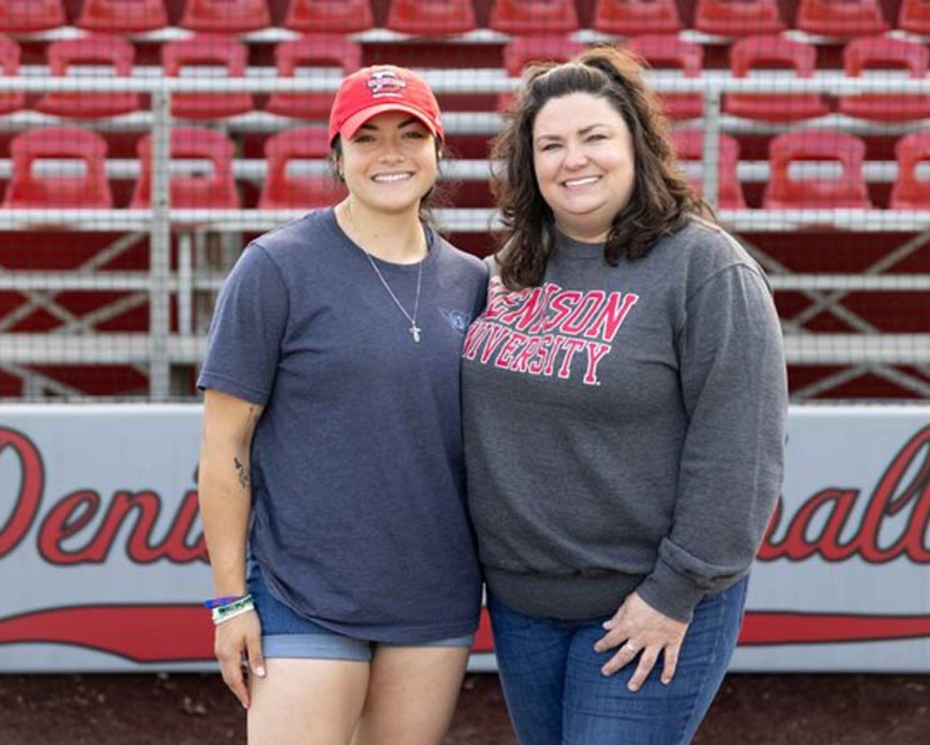 Annabelle Calderon and her mother, Crystal Horton. 