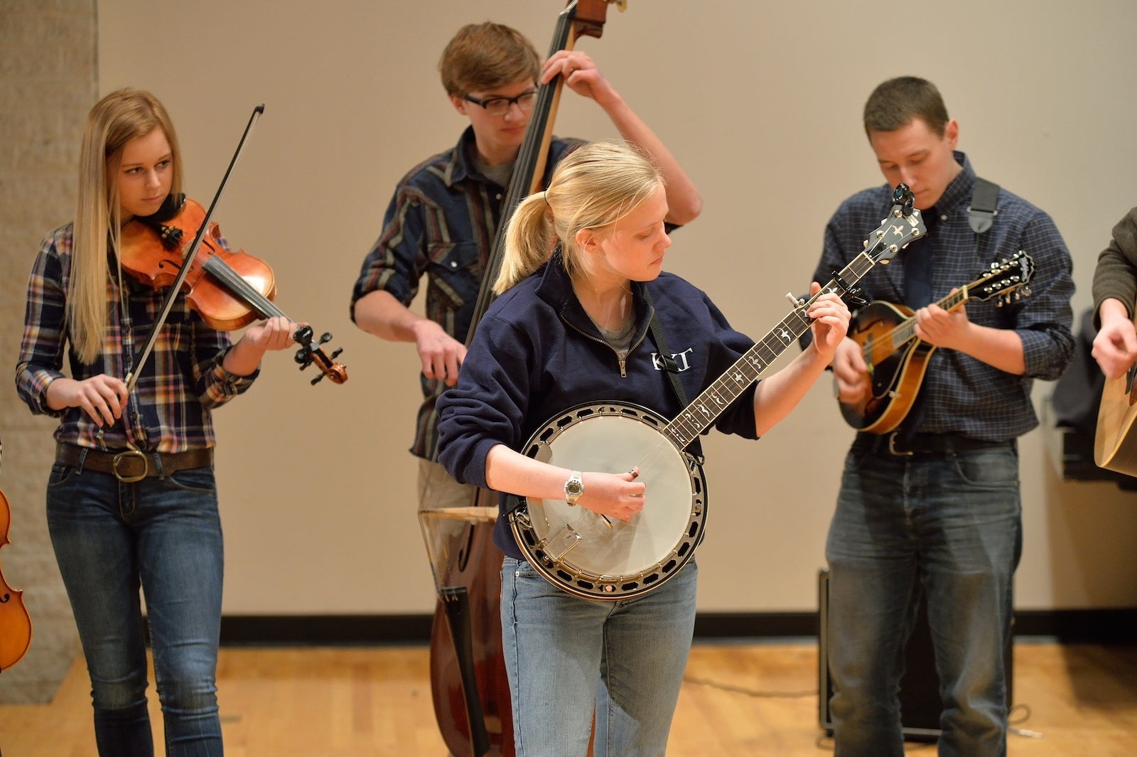 Sunday Master Class; Bluegrass groups with Alumni musicians