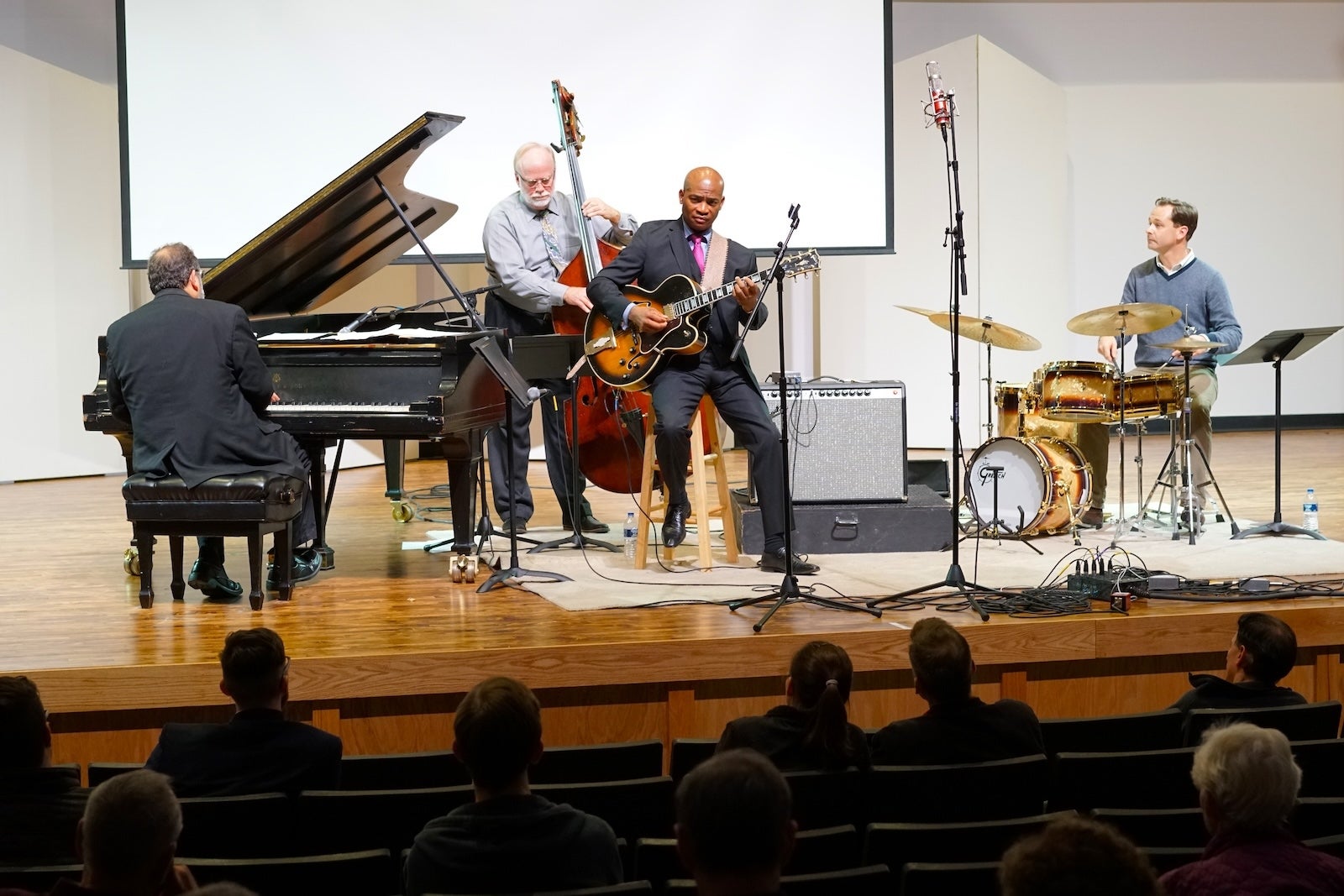 Russell Malone performs during the Jazz Guitar Festival