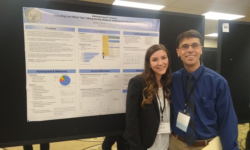 Student and Prof. Robert Weis at Midwestern Psychological Association conference