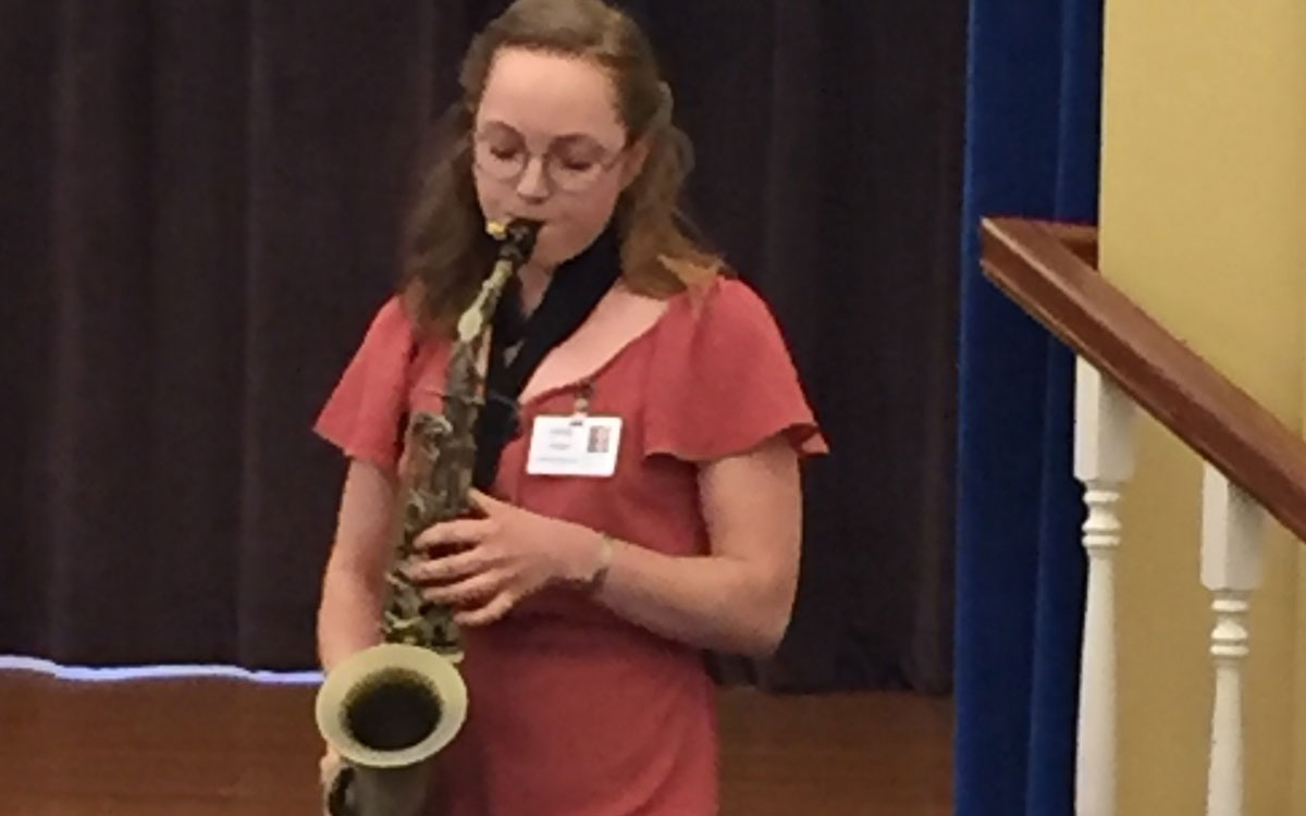 Lexi Sax Solo