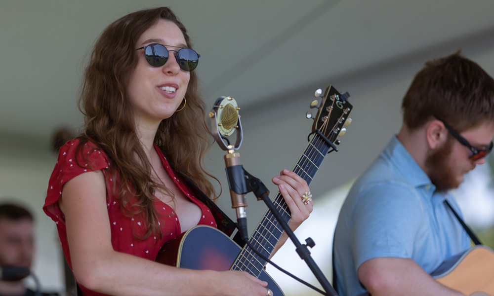 Sydney Kistler performing at the Ohiolina Festival