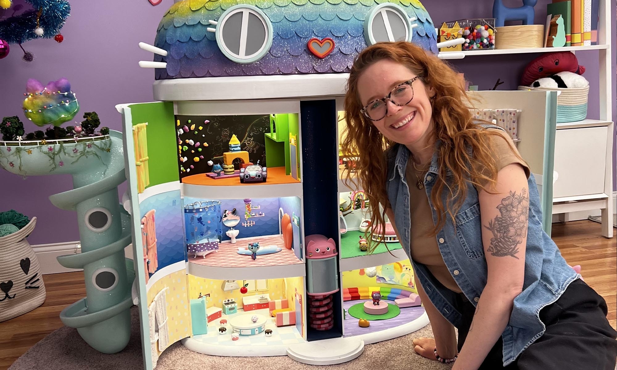 Caitlin Hodson '12 on the set of Gabby's Dollhouse.