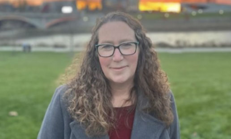 Photo of Elizabeth Schiltz