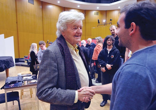 Hal Holbrook meeting a student