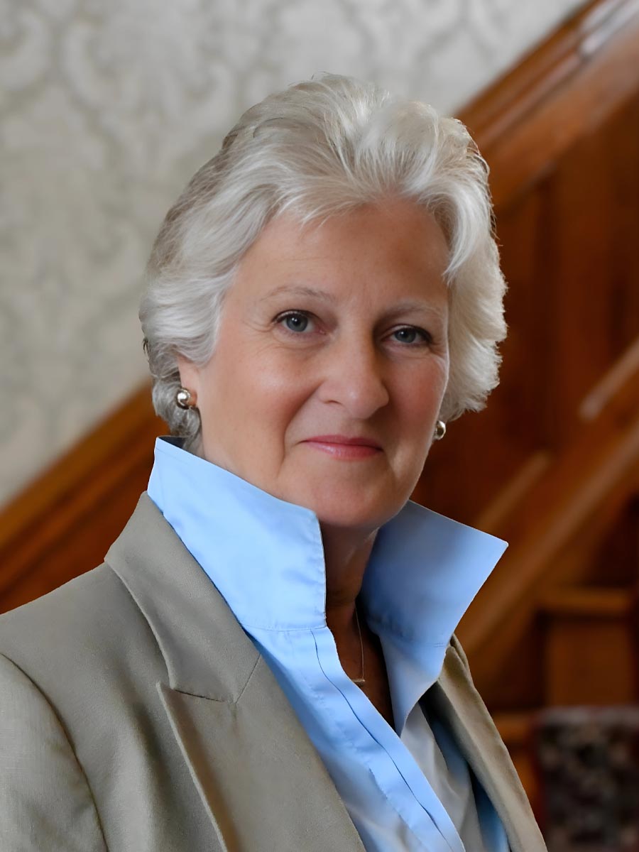 Julia B. “Julie” Houpt, ’75