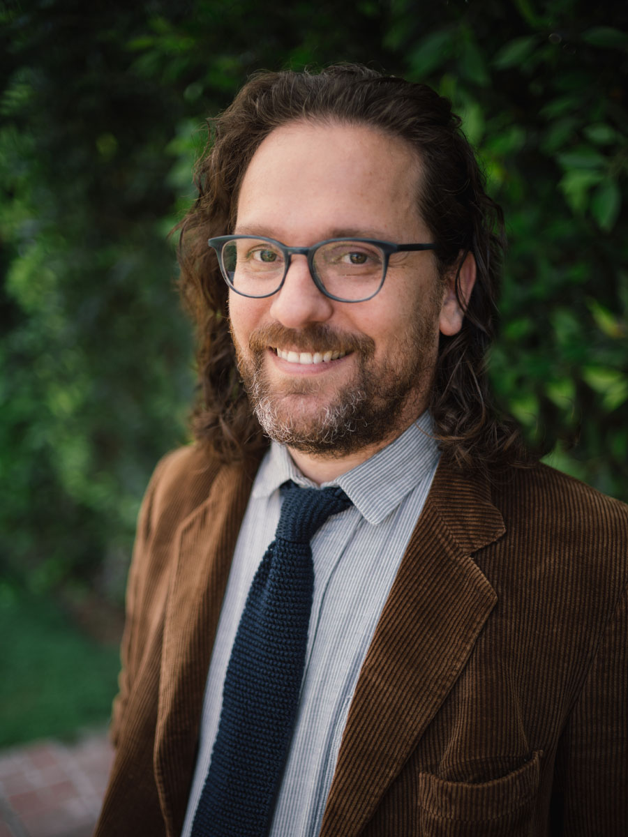 Robert E. Levine, ’00